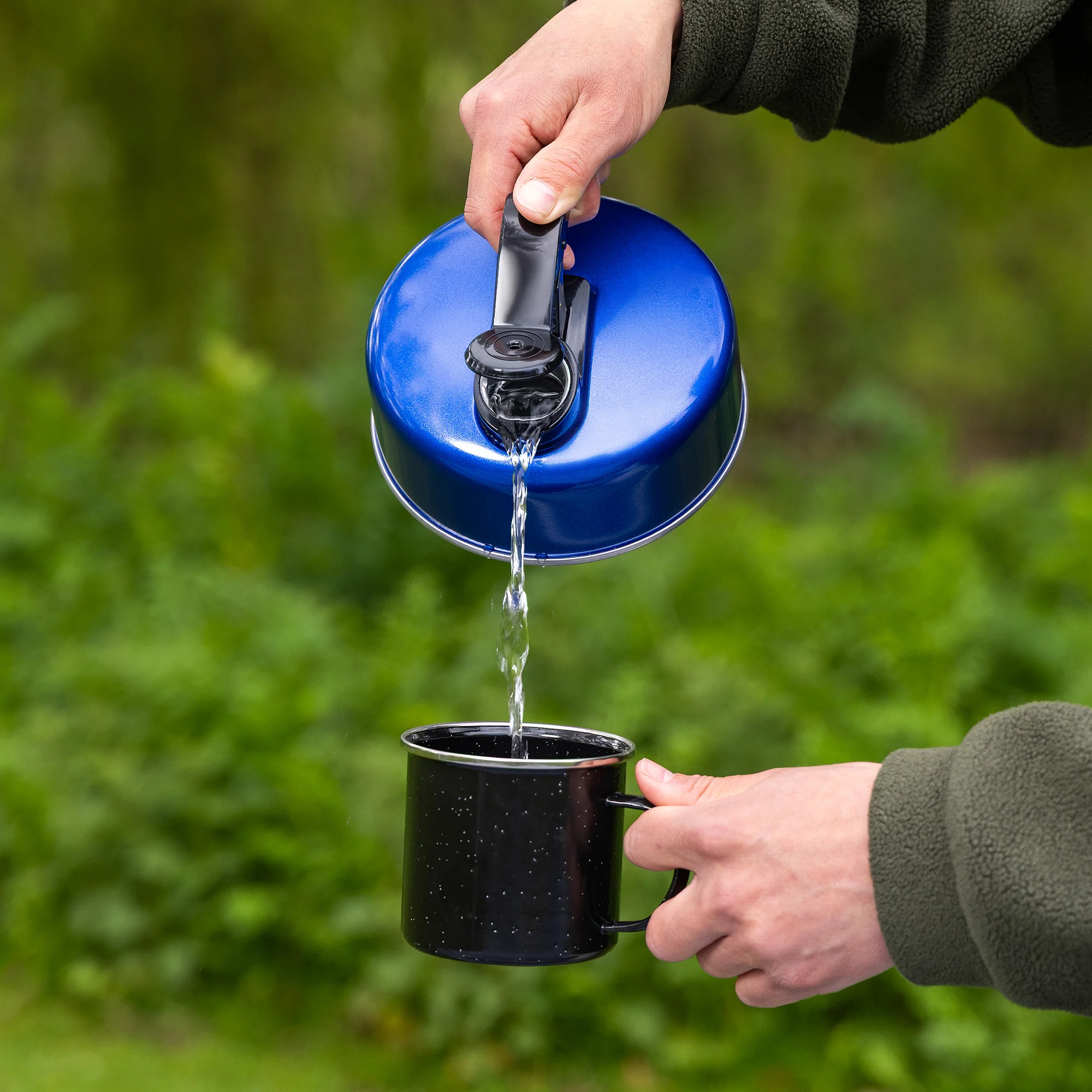 Aluminium Whistling Camping Kettle - Image 4