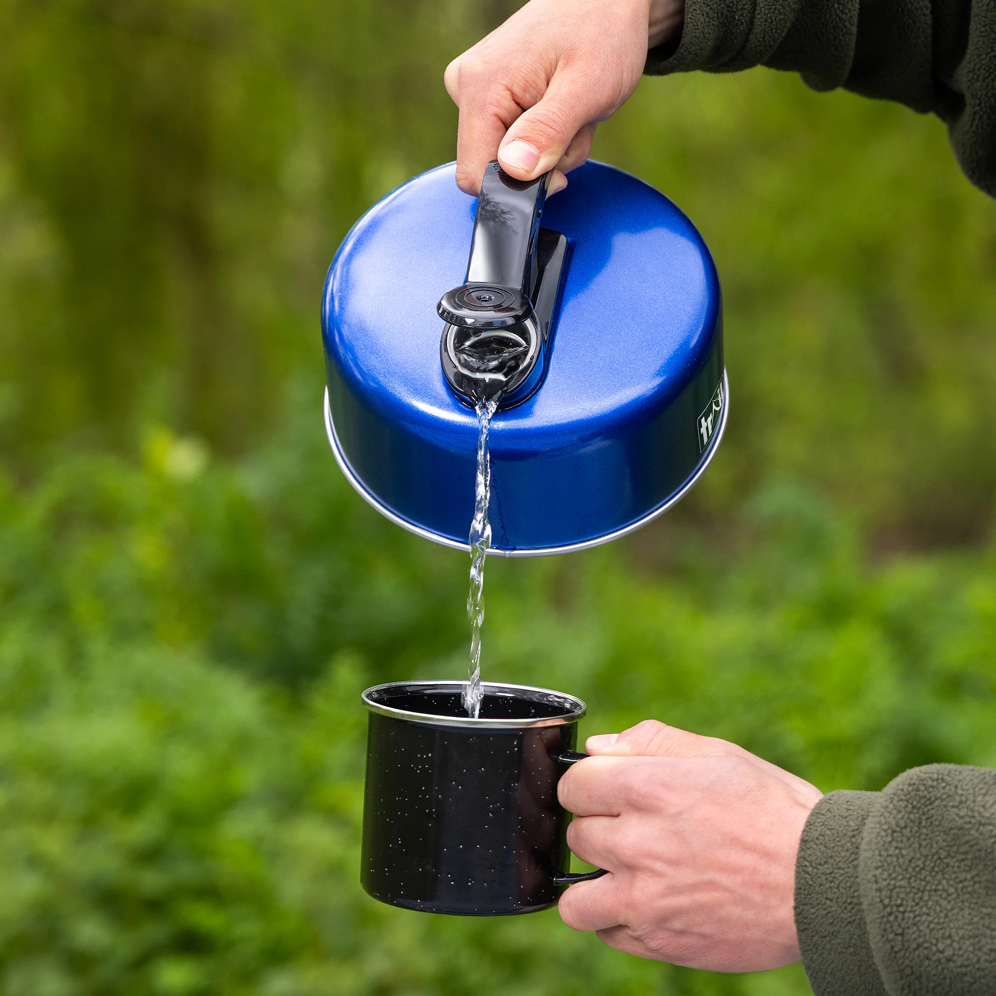 Aluminium Whistling Camping Kettle - Image 8