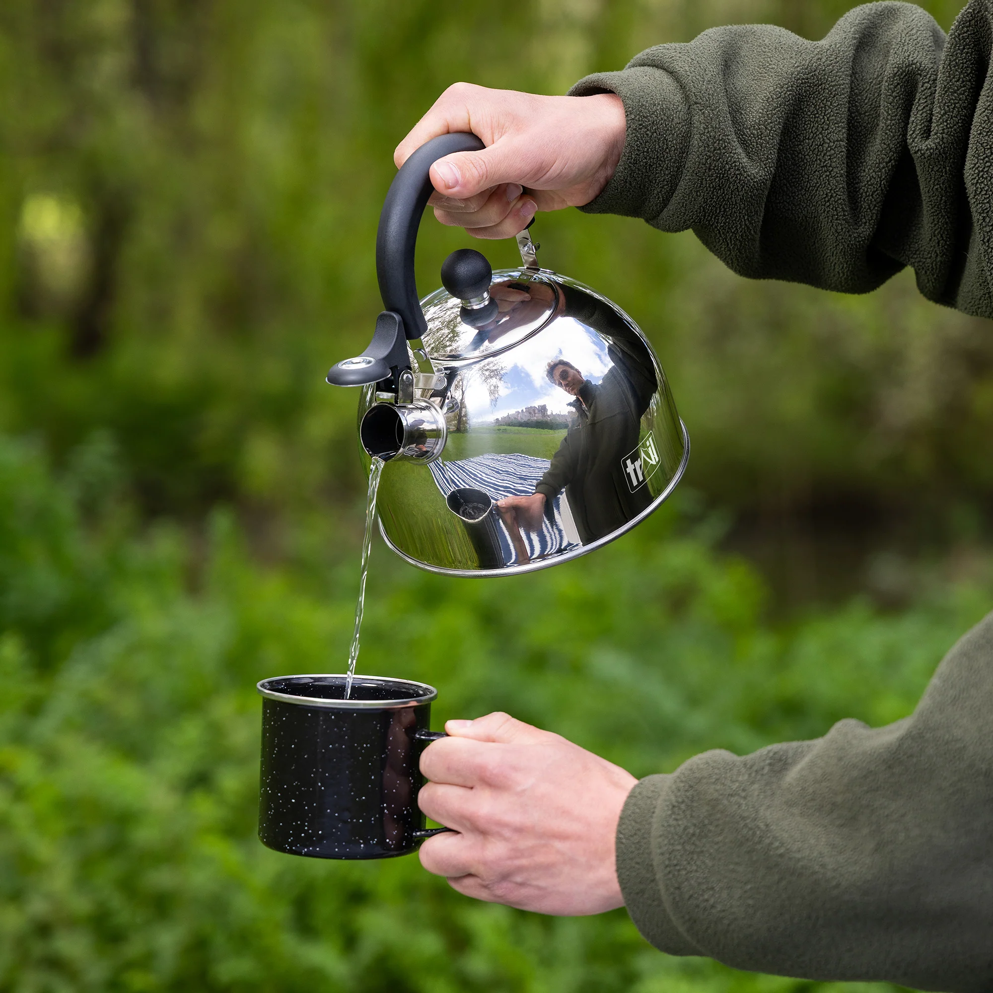 2L Stainless Steel Whistling Kettle - Image 10