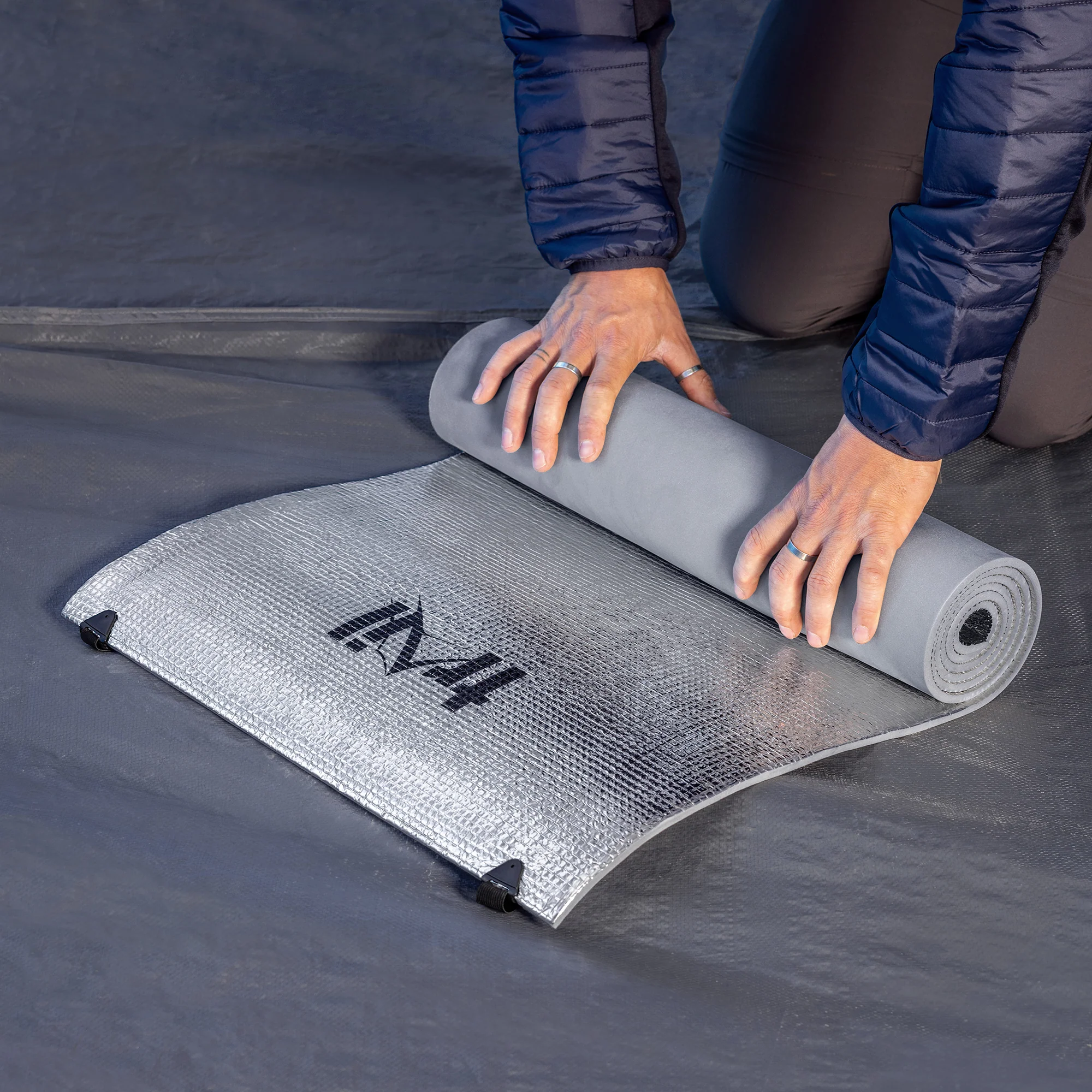 Foil Camping Mat - Image 8