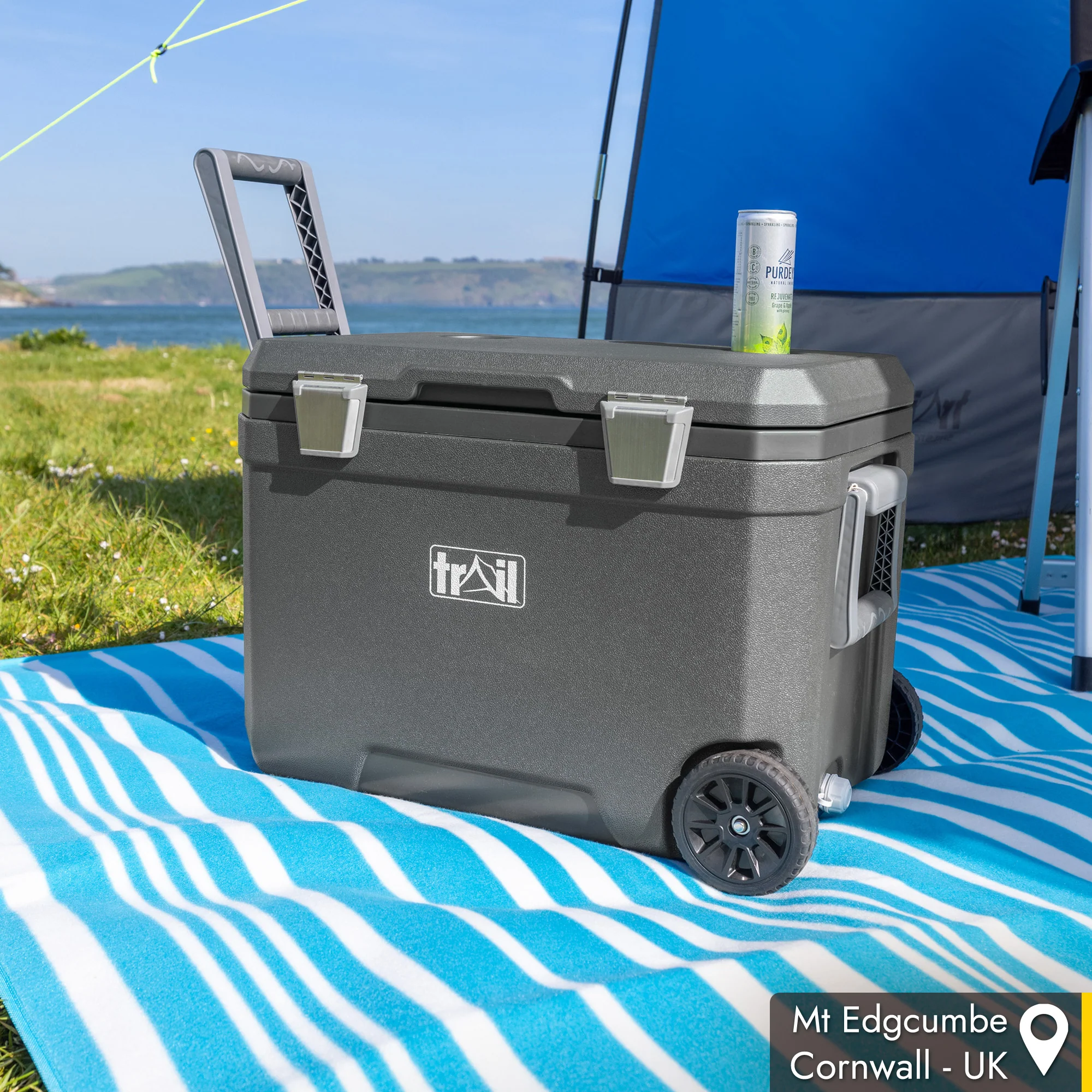 Large 45L Cool Box on Wheels - Image 8